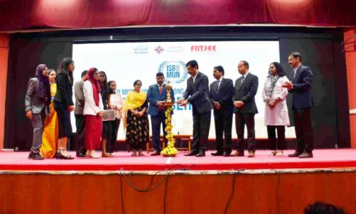 ഇന്ത്യൻ സ്കൂൾ മോഡൽ യുനൈറ്റഡ് നേഷൻസ് കോൺഫറൻസിന് തുടക്കമായി ഇന്ത്യൻ സ്കൂൾ മോഡൽ യുനൈറ്റഡ് നേഷൻസ് കോൺഫറൻസിന് തുടക്കമായി