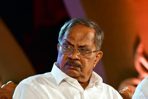 എം ടി വാസുദേവൻ നായർ അതീവ ഗുരുതരാവസ്ഥയിൽ എം ടി വാസുദേവൻ നായർ അതീവ ഗുരുതരാവസ്ഥയിൽ