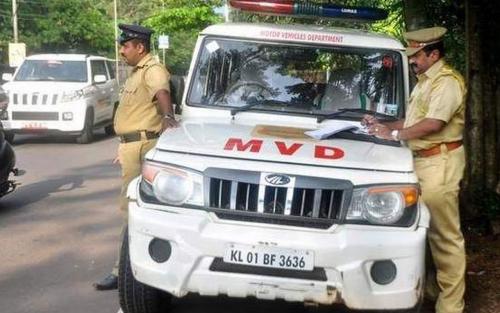 ഏജന്റുമാർക്ക് പൂട്ടു വീണു; ആധാർ ലിങ്ക് ചെയ്തില്ലെങ്കിൽ തിങ്കളാഴ്ച മുതൽ മോട്ടോർ വാഹന സേവനങ്ങൾ ലഭിക്കില്ല!