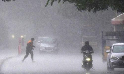 സംസ്ഥാനത്ത് ഒറ്റപ്പെട്ട ശക്തമായ മഴയ്ക്ക് സാധ്യത സംസ്ഥാനത്ത് ഒറ്റപ്പെട്ട ശക്തമായ മഴയ്ക്ക് സാധ്യത