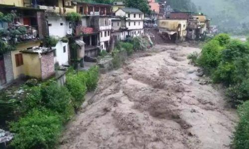 ഉത്തരഖണ്ഡിൽ മേഘവിസ്ഫോടനം; അതിശക്ത മഴ; നിരവധി പേരെ കാണാതായി ഉത്തരഖണ്ഡിൽ മേഘവിസ്ഫോടനം; അതിശക്ത മഴ; നിരവധി പേരെ കാണാതായി