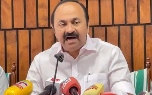 ചതിച്ച് ജയിലിൽ‍ അടയ്ക്കന്‍ ശ്രമിക്കുമ്പോൾ‍ ഒരു കോണ്‍ഗ്രസുകാരനും പിന്നിൽ‍ നിന്ന് കുത്തില്ല; ചങ്ക് കൊടുത്തും കെപിസിസി പ്രസിഡന്റിനെ സംരക്ഷിക്കുമെന്ന് വിഡി സതീശൻ
