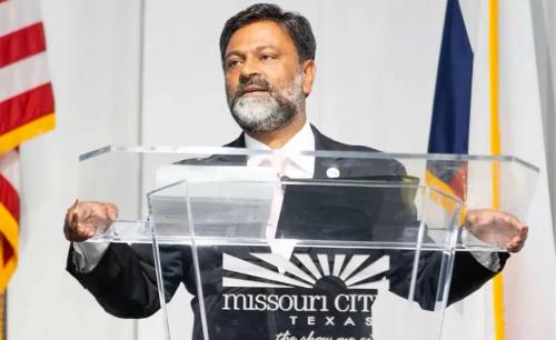 മലയാളിയായ റോബിന്‍ ഇലക്കാട്ട് മൂന്നാം തവണയും മിസോറി മേയർ