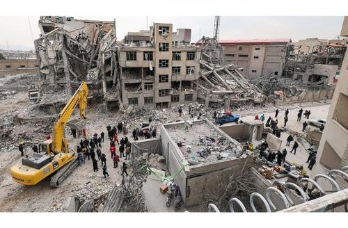 ഇറാനിൽ അതിശക്തമായ സ്ഫോടനങ്ങൾ; ടെഹ്‌റാനിൽ ഇസ്രായേൽ വ്യോമാക്രമണം തുടരുന്നു