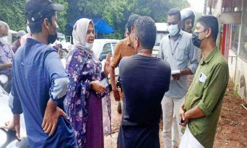 ചത്തകോഴി വിൽപനയ്ക്ക്; ചിക്കൻ സ്റ്റാൾ അടപ്പിച്ചു ചത്തകോഴി വിൽപനയ്ക്ക്; ചിക്കൻ സ്റ്റാൾ അടപ്പിച്ചു