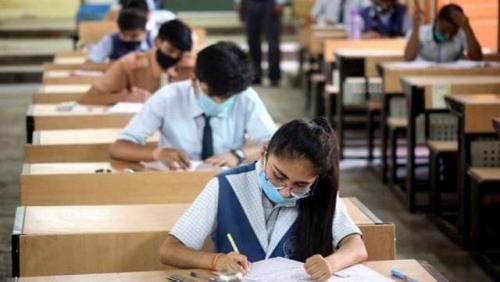സിബിഎസ്ഇ പത്താം ക്ലാസ് പരീക്ഷ റദ്ദാക്കി; പന്ത്രണ്ടാം ക്ലാസ് പരീക്ഷ മാറ്റി സിബിഎസ്ഇ പത്താം ക്ലാസ് പരീക്ഷ റദ്ദാക്കി; പന്ത്രണ്ടാം ക്ലാസ് പരീക്ഷ മാറ്റി