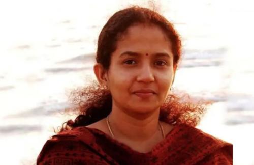 കണ്ണൂരിൽ ബാങ്ക് മാനേജറായ യുവതി ഓഫീസിനകത്ത് മരിച്ച നിലയിൽ