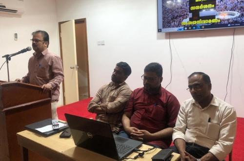 ഉംറ യാത്രികർക്ക് പഠനക്ലാസ്സും യാത്രയയപ്പും സംഘടിപ്പിച്ചു ഉംറ യാത്രികർക്ക് പഠനക്ലാസ്സും യാത്രയയപ്പും സംഘടിപ്പിച്ചു