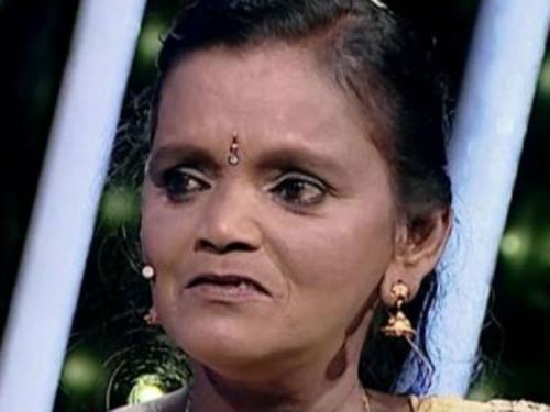 മോളി കണ്ണമാലി ഇംഗ്ലീഷ് ചിത്രത്തിലേക്ക്