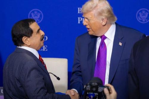 ഗാസയുടെ പുനർനിർമ്മാണത്തിനായി 'പീസ് കൗൺസിൽ'; യോഗത്തിൽ ബഹ്റൈൻ രാജാവ് പങ്കെടുത്തു