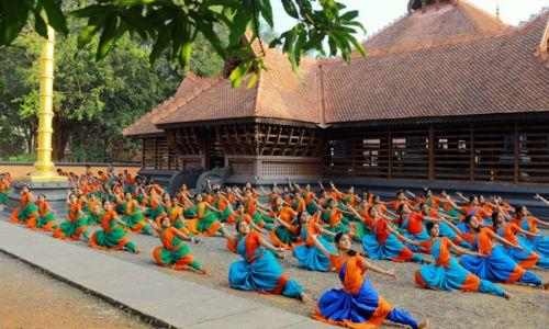 ഇനി ആൺകുട്ടികൾക്കും മോഹിനിയാട്ടം പഠിക്കാം; ചരിത്രപരമായ തീരുമാനത്തിലേക്ക് കലാമണ്ഡലം