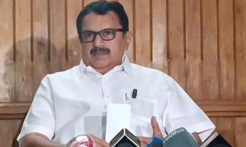 ഭാരതാംബ ചിത്രവിവാദം; ശിവന്കുട്ടി ഇറങ്ങിപ്പോയത് നന്നായെന്ന് കെ.മുരളീധരന് ഭാരതാംബ ചിത്രവിവാദം; ശിവന്കുട്ടി ഇറങ്ങിപ്പോയത് നന്നായെന്ന് കെ.മുരളീധരന്