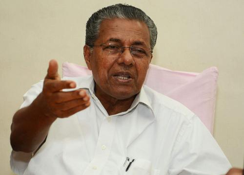 കേരളത്തില് സൗജന്യ കോവിഡ് വാക്സിന് പ്രഖ്യാപനത്തില് പെരുമാറ്റ ചട്ടലംഘനമില്ല കേരളത്തില് സൗജന്യ കോവിഡ് വാക്സിന് പ്രഖ്യാപനത്തില് പെരുമാറ്റ ചട്ടലംഘനമില്ല