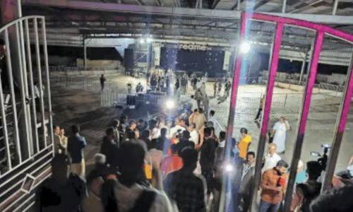 കുസാറ്റിലെ സംഗീത പരിപാടിയുടെ വിവരം അറിയിച്ചില്ലെന്ന് പൊലീസ്; വാക്കാൽ അറിയിച്ചിരുന്നു എന്ന് വിസി കുസാറ്റിലെ സംഗീത പരിപാടിയുടെ വിവരം അറിയിച്ചില്ലെന്ന് പൊലീസ്; വാക്കാൽ അറിയിച്ചിരുന്നു എന്ന് വിസി