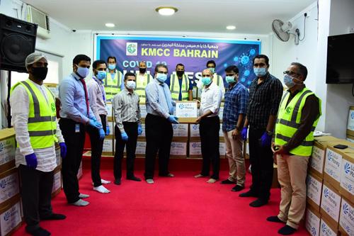 കോവിഡ് ദുരിതാശ്വാസ പ്രവർത്തനങ്ങൾക്ക് കാരുണ്യ ഹസ്തവുമായി ലുലു ഫിനാഷ്യൽ ഗ്രൂപ്പ് ബഹ്റൈൻ കെഎംസിസിയോടൊപ്പം