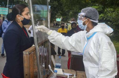 രാജ്യത്ത് കൊവിഡ് രോഗികളുടെ എണ്ണം 55 ലക്ഷം കടന്നു; മരണസംഖ്യ 88,000വും