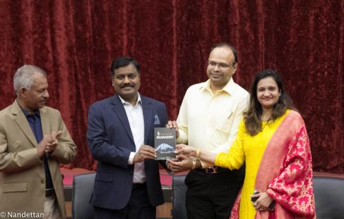 ഇംഗ്ലീഷ് നോവലിന്റെ പ്രകാശനം നടന്നു