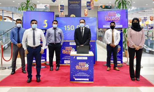 ലുലു ഹൈപ്പർമാർക്കറ്റ് നാലാമത് റാഫിൾ ഡ്രോ വിജയികളെ പ്രഖ്യാപ്പിച്ചു 