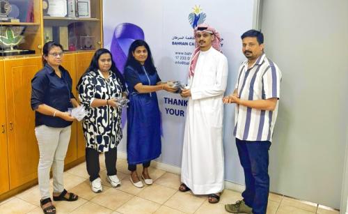 ക്യാൻസർ രോഗികൾക്കായി ഹെയർ ഡൊണേഷൻ ക്യാമ്പയിനിൽ പങ്കെടുത്ത് ആലപ്പുഴ പ്രവാസി അസോസിയേഷൻ