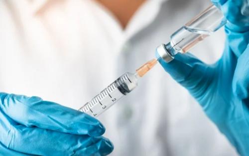 ഹജ്, ഉംറ തീർഥാടകർക്ക് എല്ലാ വാക്സീനുകളും സൗജന്യം ഹജ്, ഉംറ തീർഥാടകർക്ക് എല്ലാ വാക്സീനുകളും സൗജന്യം